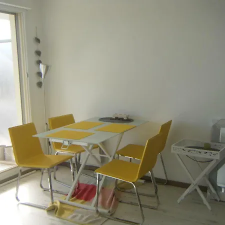 8 Rue Du Grand Pre アパート *